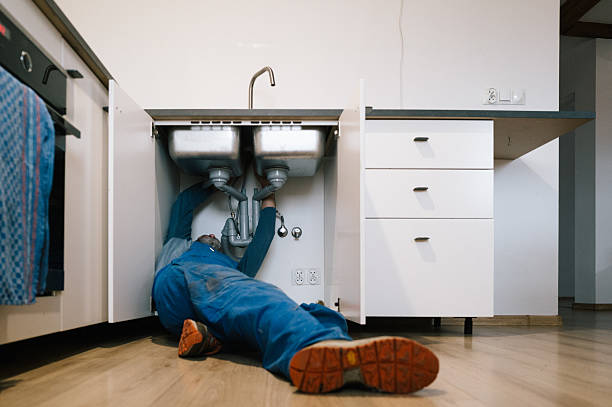Professional Leak Detection technician working in Liberty, TX